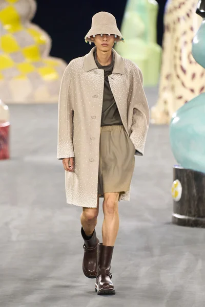Look 47